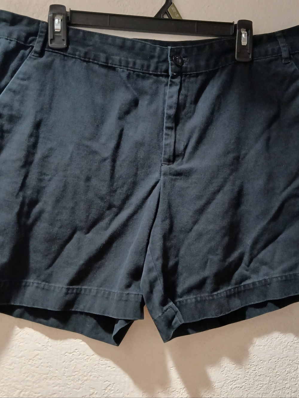American Living size 14 black Flat-Front Women's Shorts